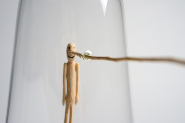 Le fantôme du mensonge